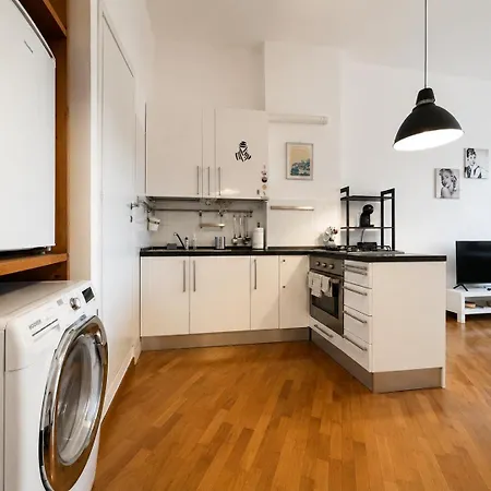 Loft A 5 Min Da Mare & Stazione