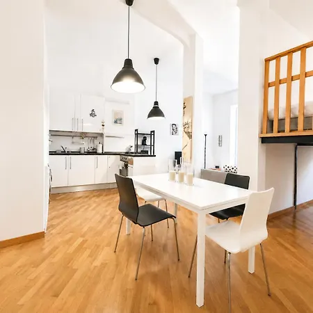 Διαμέρισμα Loft A 5 Min Da Mare & Stazione