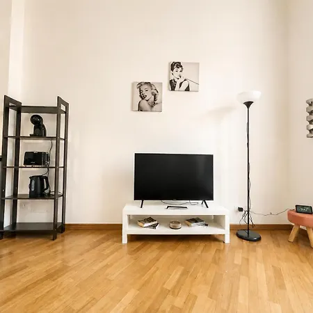 Loft A 5 Min Da Mare & Stazione