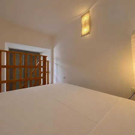 Loft A 5 Min Da Mare & Stazione Διαμέρισμα